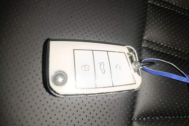 Used Volkswagen Passat 2025 Outstanding Model 380TSI Starry Dragon Edition Vehicle Key