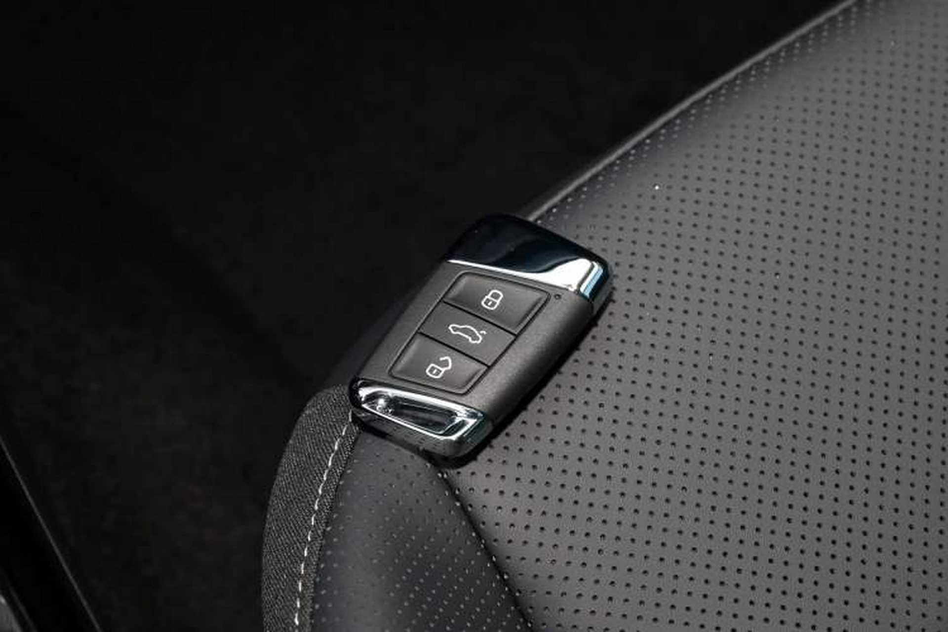 Used Volkswagen Passat 2025 Outstanding Model 380TSI Starry Dragon Edition Vehicle Key