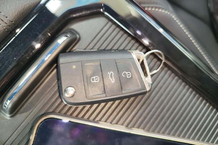 Used Volkswagen Passat 2025 Outstanding Model 380TSI Dragon Glory Edition Vehicle Key