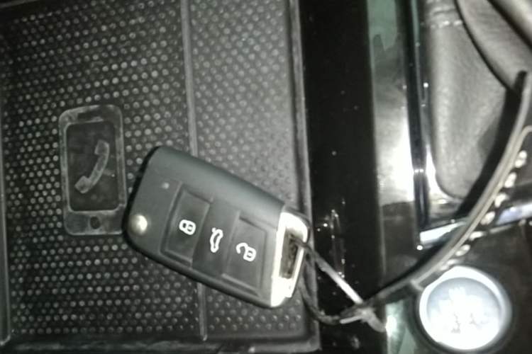 Used Volkswagen Passat 2025 Outstanding Model 380TSI Dragon Glory Edition Vehicle Key