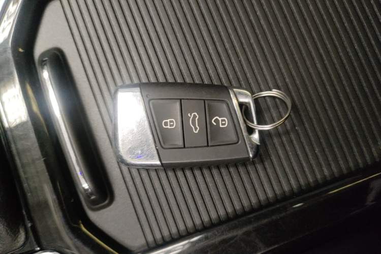 Used Volkswagen Passat 2025 Outstanding Model 380TSI Starry Dragon Edition Vehicle Key