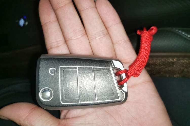 Used Volkswagen Passat 2025 Outstanding Model 380TSI Dragon Glory Edition Vehicle Key