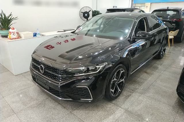 Used Volkswagen Passat 2025 Outstanding Model 380TSI Starry Dragon Edition