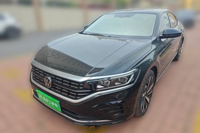Used Volkswagen Passat 2025 Outstanding Model 380TSI Dragon Glory Edition