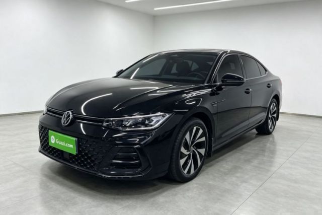 Used Volkswagen Passat 2025 Pro 380TSI Starry Dragon Edition