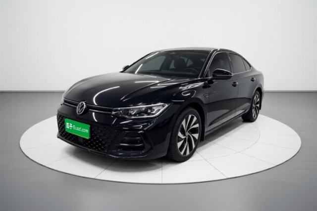 Używany Volkswagen Passat 2025 Pro 380TSI Starry Dragon Edition