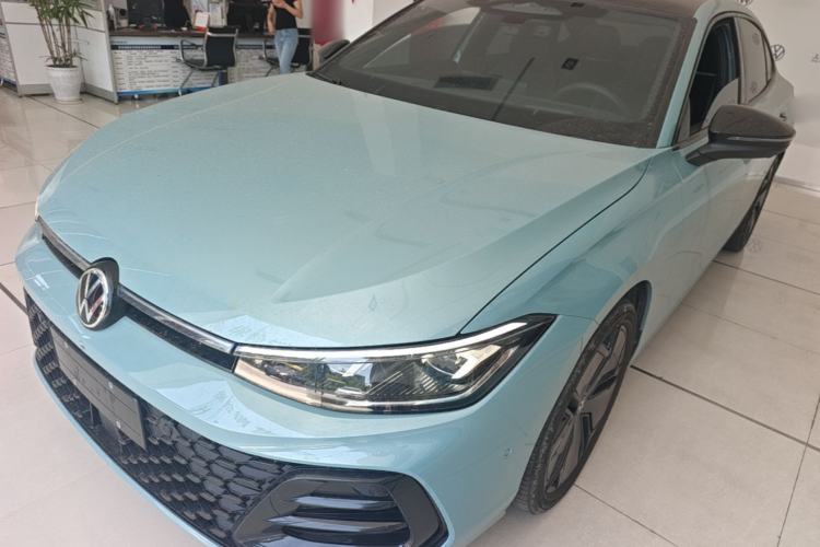 Used Volkswagen Passat 2025 Pro 380TSI Starry Dragon Luxury Edition Guazi used car, China used car export, Used car for sale, Used  cars, Cheapest cars for sale