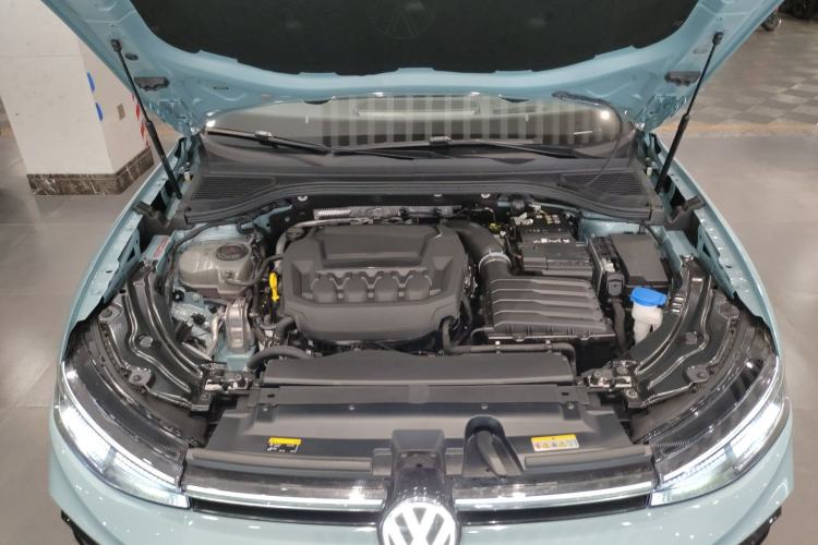 Used Volkswagen Passat 2025 Pro 380TSI Starry Dragon Luxury Edition Engine Bay