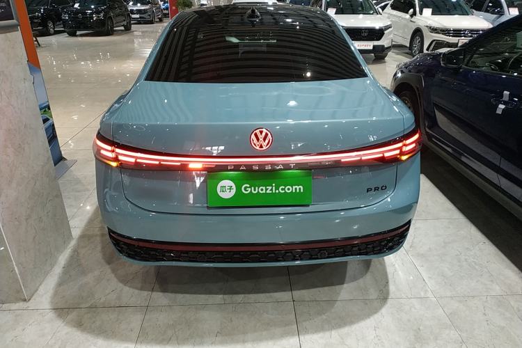 Used Volkswagen Passat 2025 Pro 380TSI Starry Dragon Luxury Edition Exterior 4
