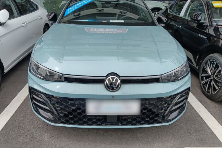 Used Volkswagen Passat 2025 Pro 380TSI Starry Dragon Luxury Edition Front