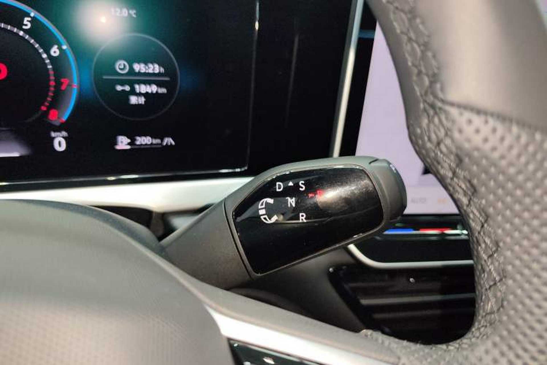 Used Volkswagen Passat 2025 Pro 380TSI Starry Dragon Luxury Edition Gear Lever