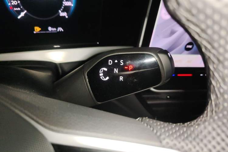 Used Volkswagen Passat 2025 Pro 380TSI Starry Dragon Luxury Edition Gear Lever