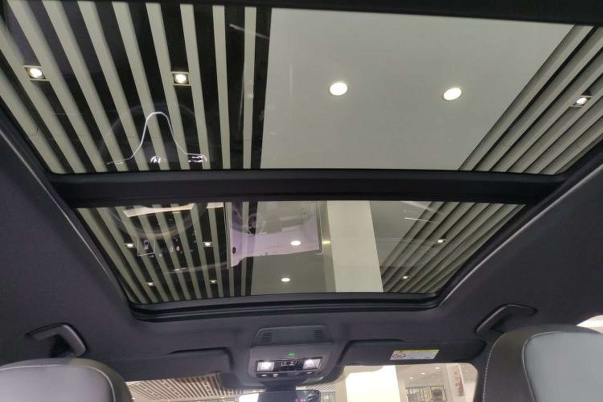 Used Volkswagen Passat 2025 Pro 380TSI Starry Dragon Luxury Edition Headliner