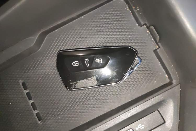 Used Volkswagen Passat 2025 Pro 380TSI Starry Dragon Luxury Edition Interior 1