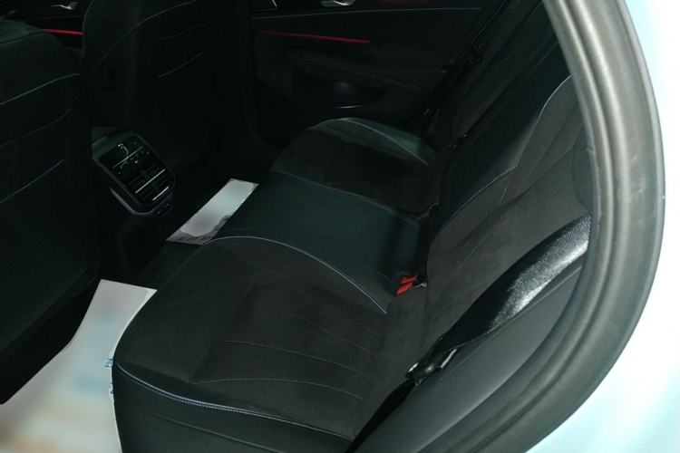 Used Volkswagen Passat 2025 Pro 380TSI Starry Dragon Luxury Edition Interior 4