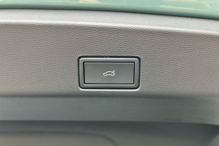 Used Volkswagen Passat 2025 Pro 380TSI Starry Dragon Luxury Edition Interior 7
