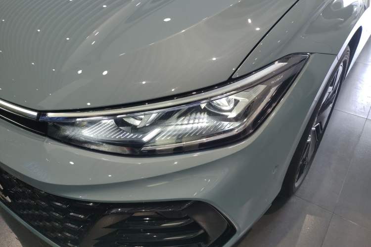Used Volkswagen Passat 2025 Pro 380TSI Starry Dragon Luxury Edition Left Front Headlight