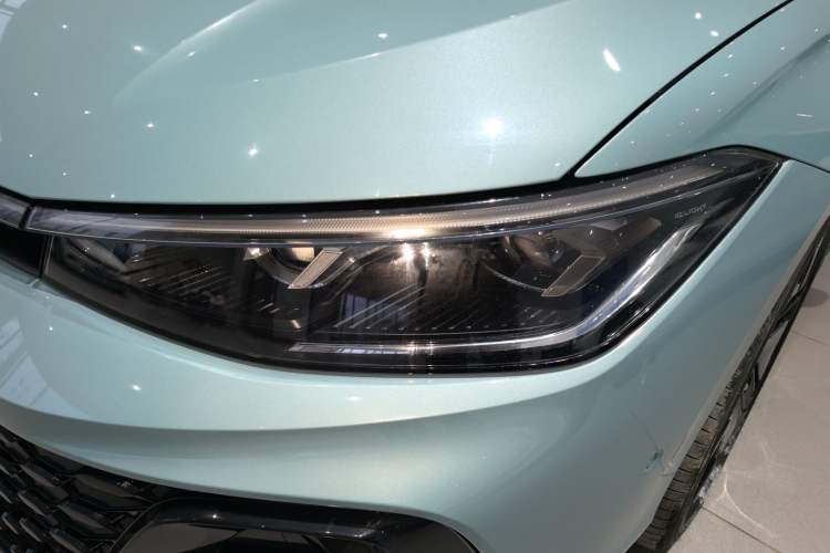 Used Volkswagen Passat 2025 Pro 380TSI Starry Dragon Luxury Edition Left Front Headlight