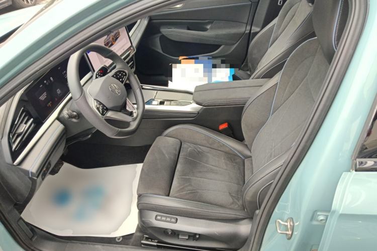 Used Volkswagen Passat 2025 Pro 380TSI Starry Dragon Luxury Edition Left Front Seat