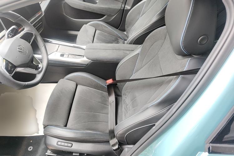 Used Volkswagen Passat 2025 Pro 380TSI Starry Dragon Luxury Edition Left Front Seat
