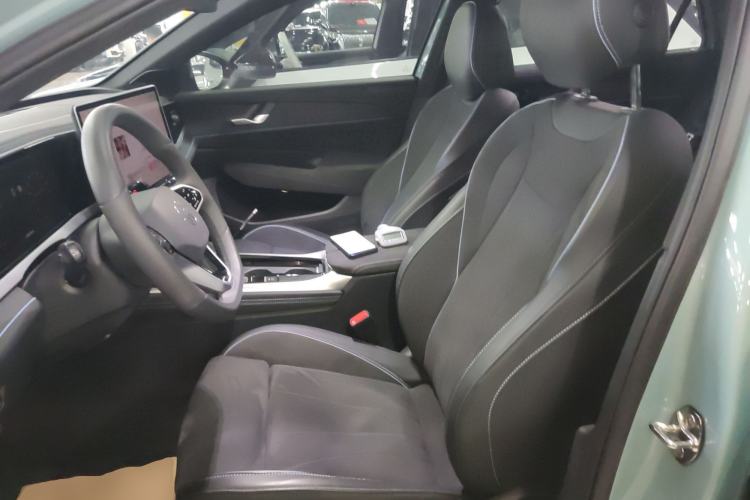 Used Volkswagen Passat 2025 Pro 380TSI Starry Dragon Luxury Edition Left Front Seat