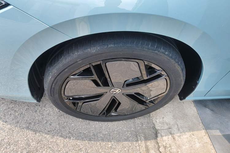 Used Volkswagen Passat 2025 Pro 380TSI Starry Dragon Luxury Edition Left Front Wheel Hub