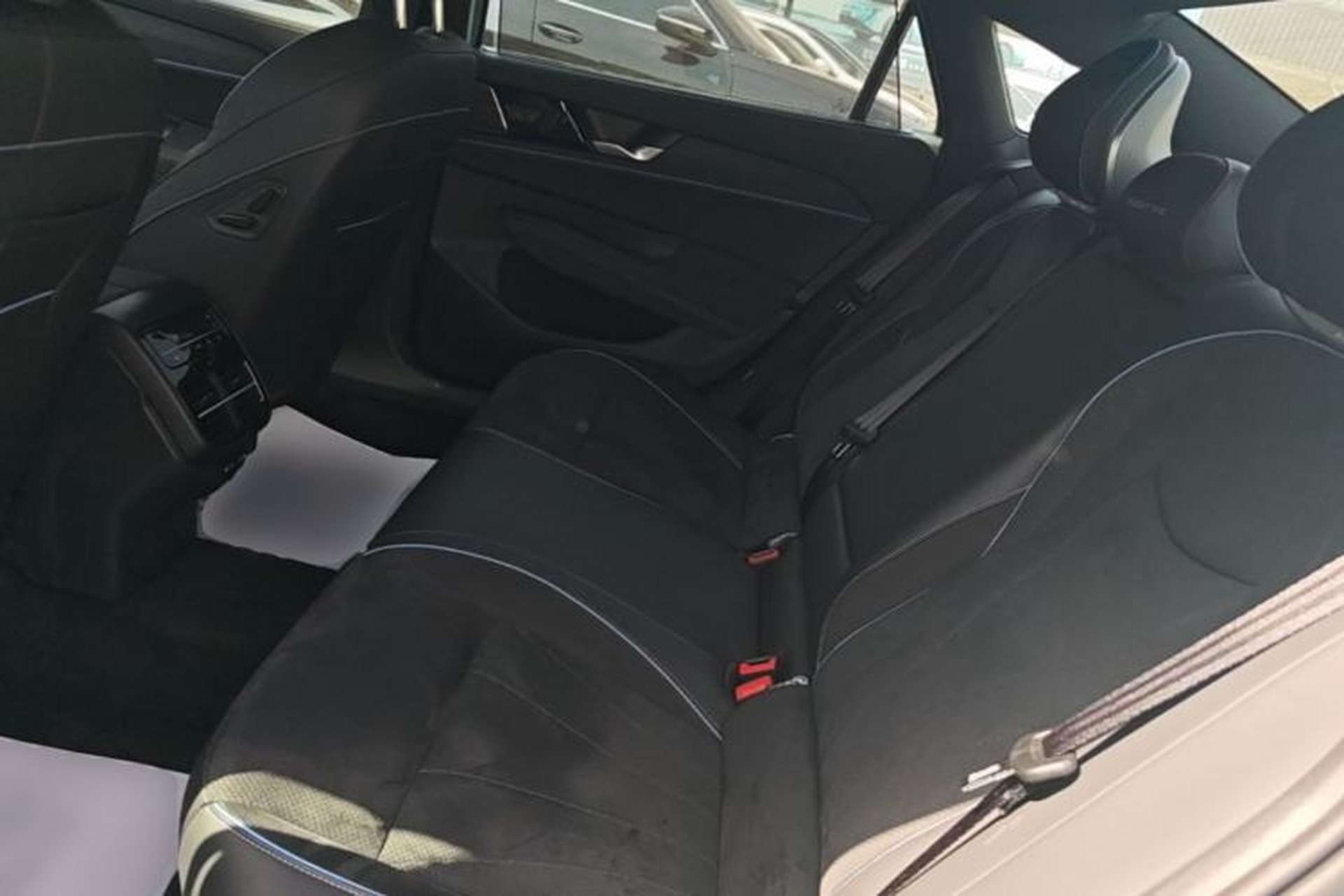 Used Volkswagen Passat 2025 Pro 380TSI Starry Dragon Luxury Edition Left Rear Seat