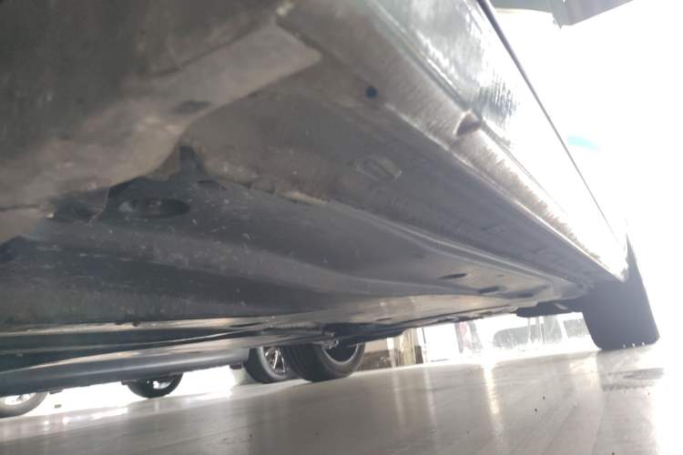 Used Volkswagen Passat 2025 Pro 380TSI Starry Dragon Luxury Edition Left Side Sill