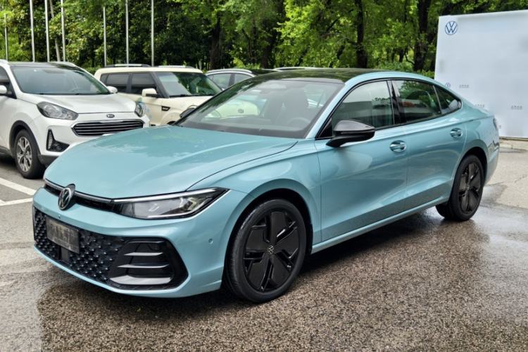 Used Volkswagen Passat 2025 Pro 380TSI Starry Dragon Luxury Edition Guazi used car, China used car export, Used car for sale, Used  cars, Cheapest cars for sale