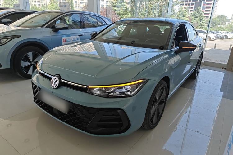 Volkswagen Passat 2025 Pro 380TSI Starry Dragon Luxury Edition