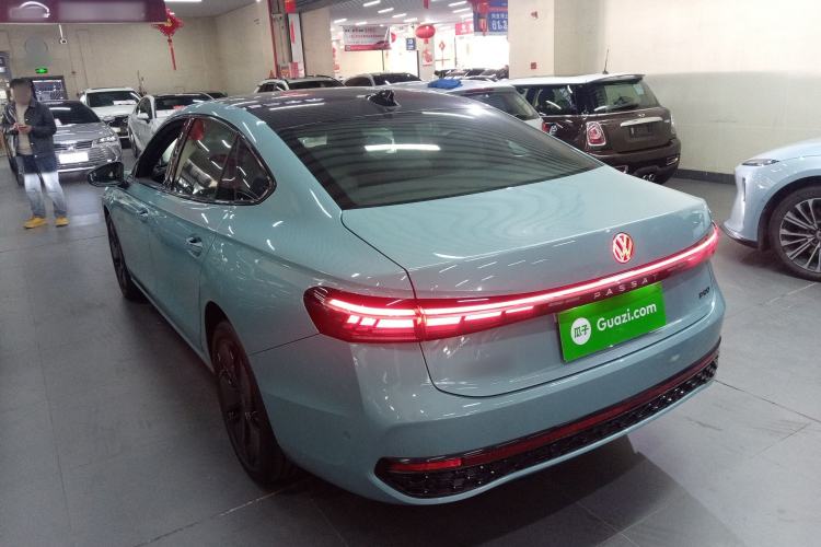 Used Volkswagen Passat 2025 Pro 380TSI Starry Dragon Luxury Edition Rear Left 45 Deg