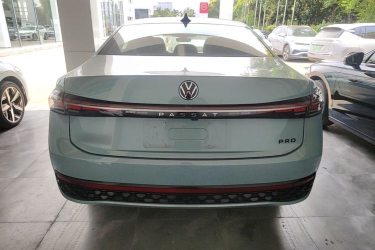Used Volkswagen Passat 2025 Pro 380TSI Starry Dragon Luxury Edition Rear