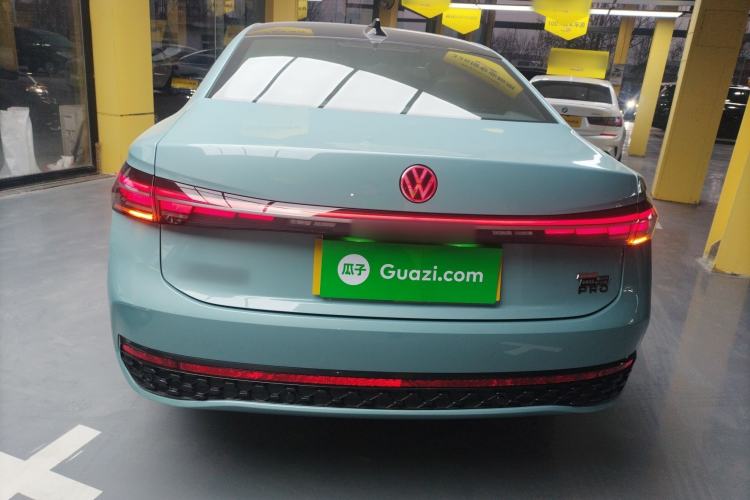 Used Volkswagen Passat 2025 Pro 380TSI Starry Dragon Luxury Edition Rear