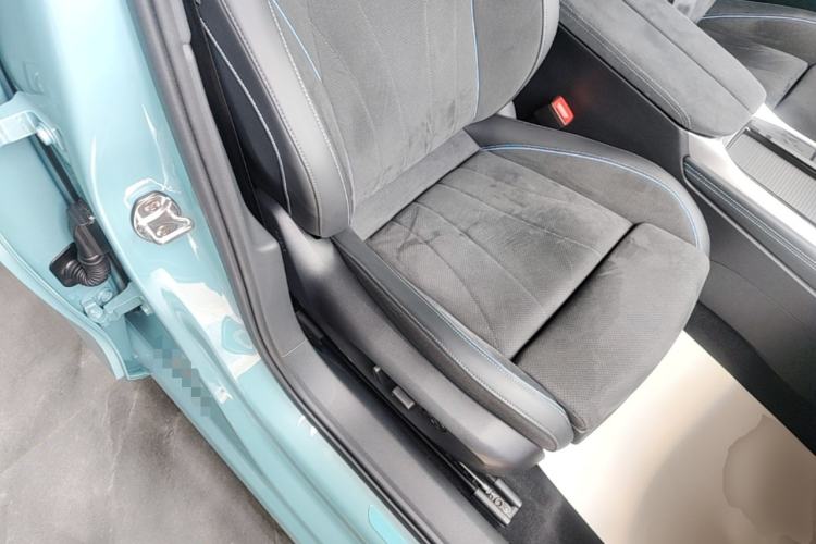 Used Volkswagen Passat 2025 Pro 380TSI Starry Dragon Luxury Edition Right Front Seat