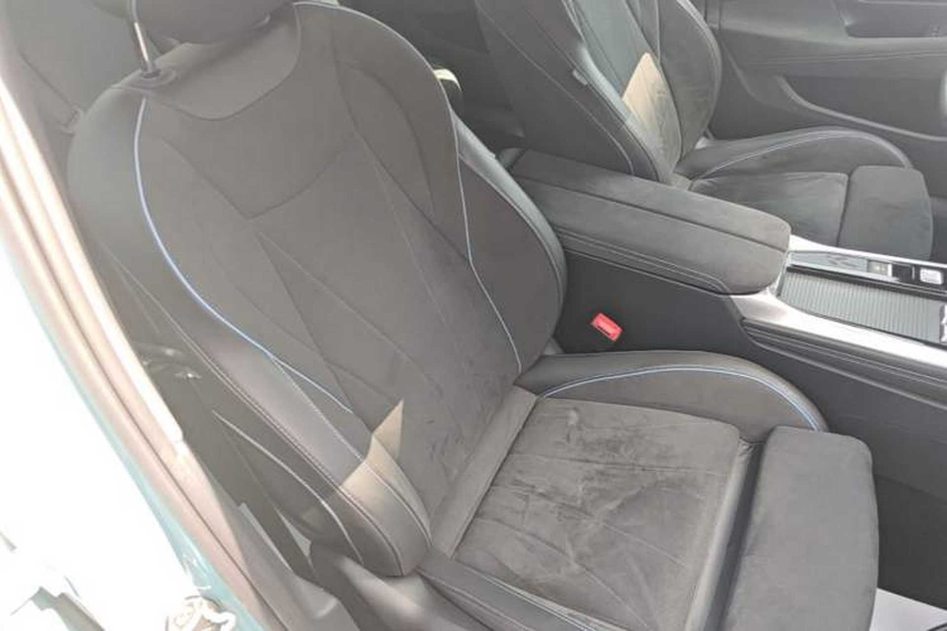 Used Volkswagen Passat 2025 Pro 380TSI Starry Dragon Luxury Edition Right Front Seat