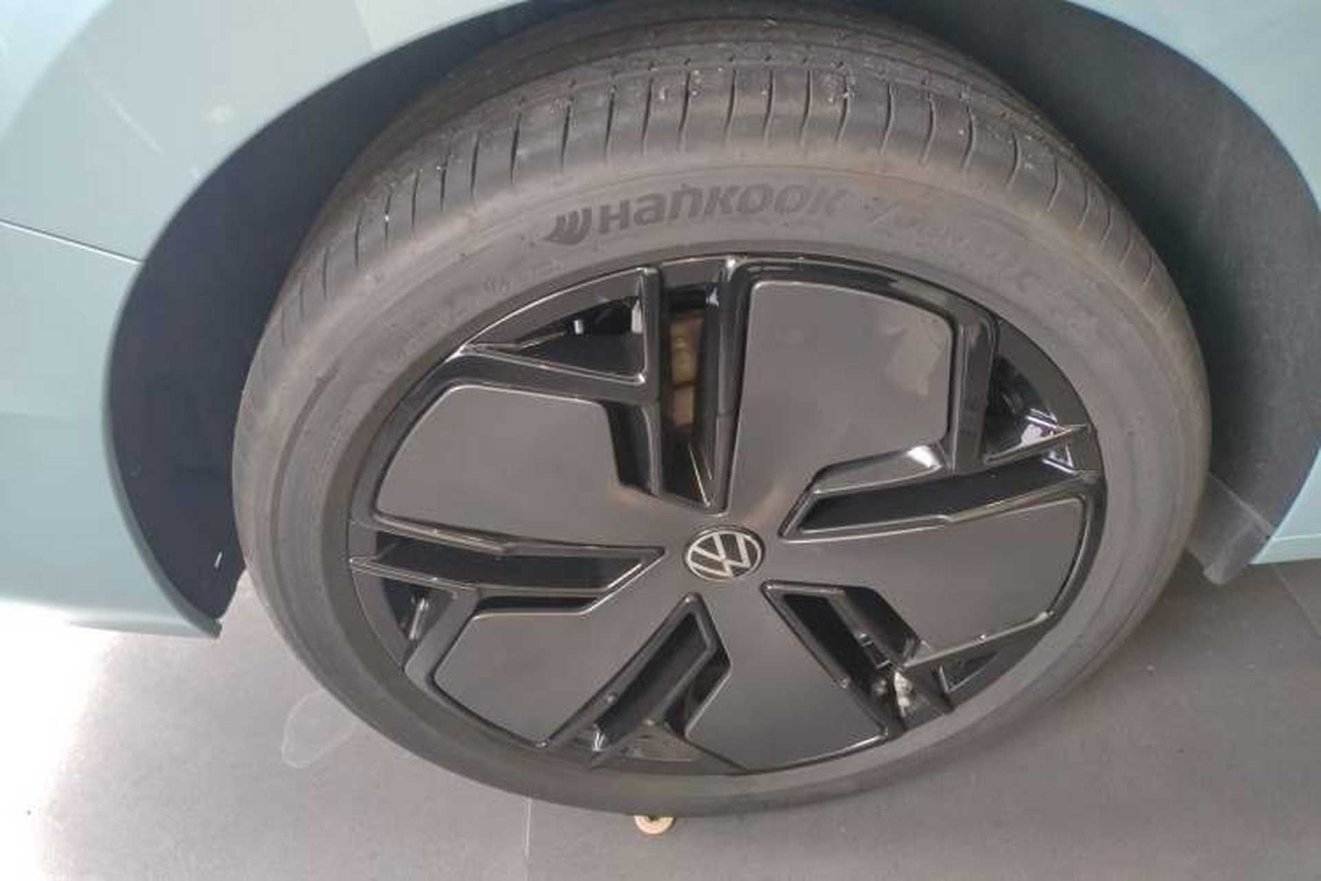 Used Volkswagen Passat 2025 Pro 380TSI Starry Dragon Luxury Edition Right Rear Wheel Hub