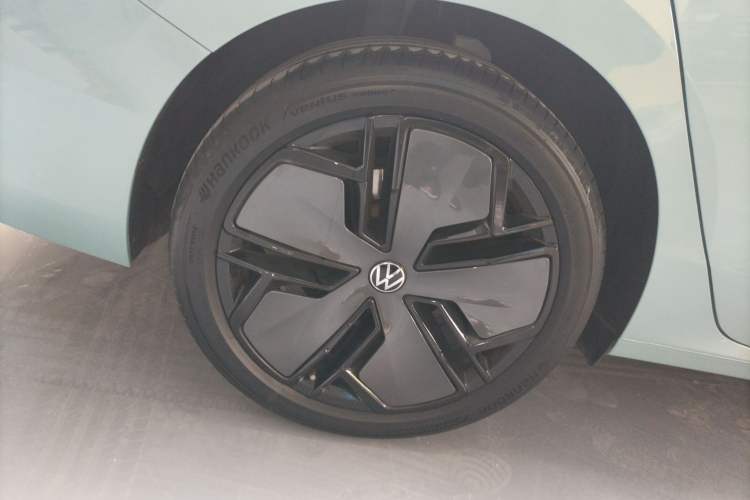 Used Volkswagen Passat 2025 Pro 380TSI Starry Dragon Luxury Edition Right Rear Wheel Hub