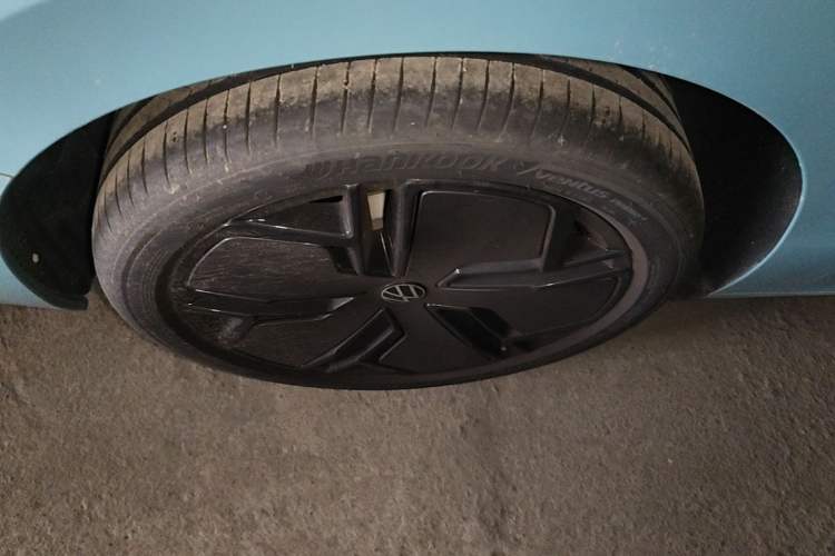 Used Volkswagen Passat 2025 Pro 380TSI Starry Dragon Luxury Edition Right Rear Wheel Hub