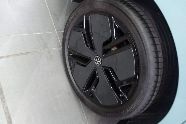 Used Volkswagen Passat 2025 Pro 380TSI Starry Dragon Luxury Edition Right Rear Wheel Hub