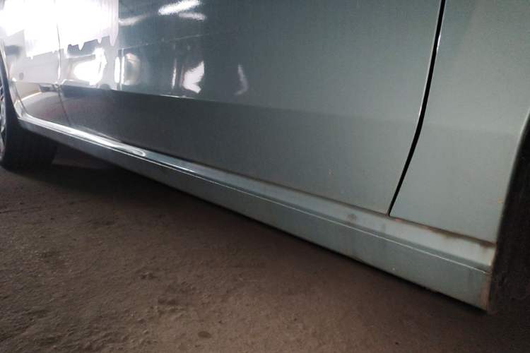 Used Volkswagen Passat 2025 Pro 380TSI Starry Dragon Luxury Edition Right Side Sill