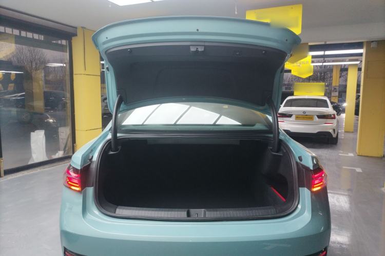 Used Volkswagen Passat 2025 Pro 380TSI Starry Dragon Luxury Edition Trunk