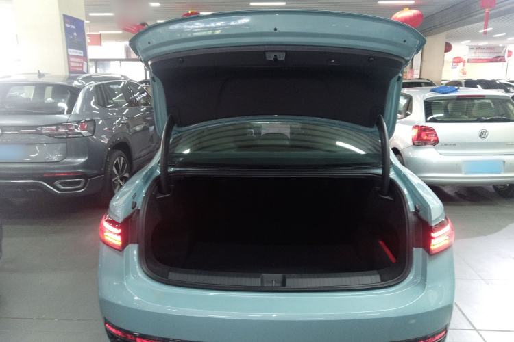 Used Volkswagen Passat 2025 Pro 380TSI Starry Dragon Luxury Edition Trunk