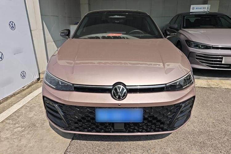 Used Volkswagen Passat 2025 Pro 380TSI Starry Dragon Luxury Edition Front