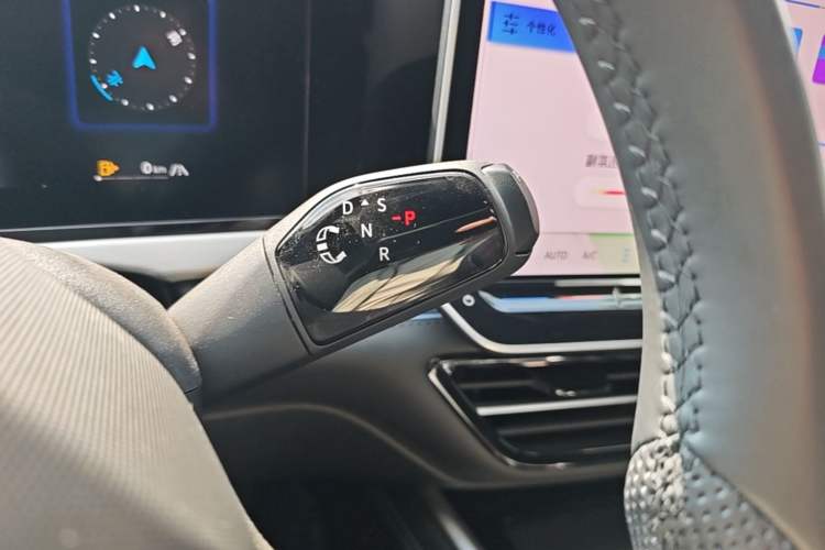 Used Volkswagen Passat 2025 Pro 380TSI Starry Dragon Luxury Edition Gear Lever