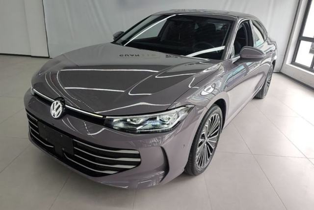 Used Volkswagen Passat 2025 Pro 380TSI Dragon Supreme Edition