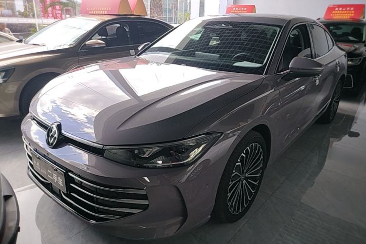 Volkswagen Passat 2025 Pro 380TSI Dragon Supreme Edition