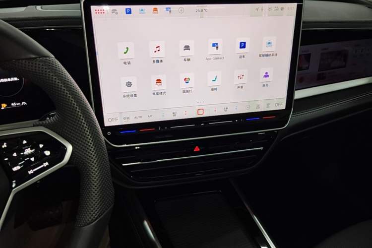 Used Volkswagen Passat 2025 Pro 380TSI Dragon Supreme Edition Audio And AC Panel