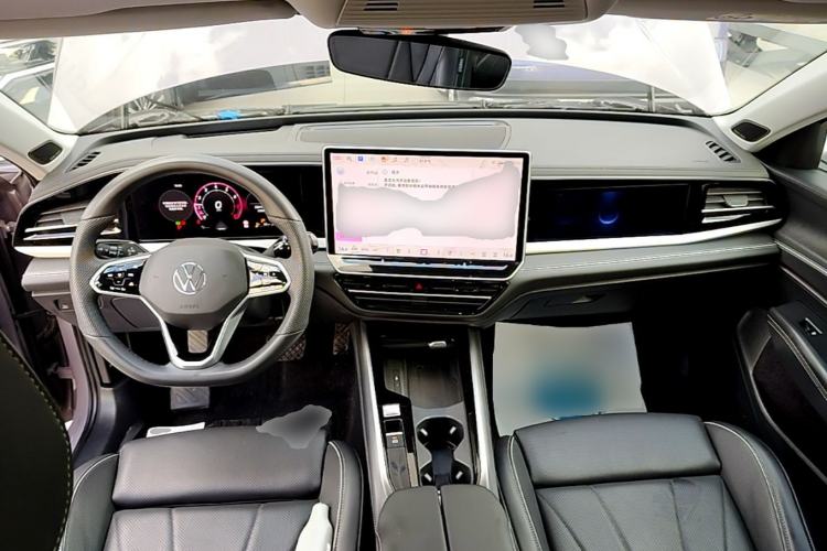 Used Volkswagen Passat 2025 Pro 380TSI Dragon Supreme Edition Center Console