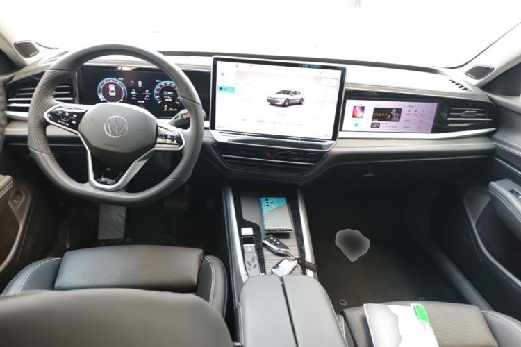 Used Volkswagen Passat 2025 Pro 380TSI Dragon Supreme Edition Center Console