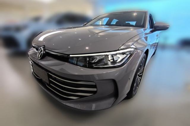 Used Volkswagen Passat 2025 Pro 380TSI Dragon Supreme Edition